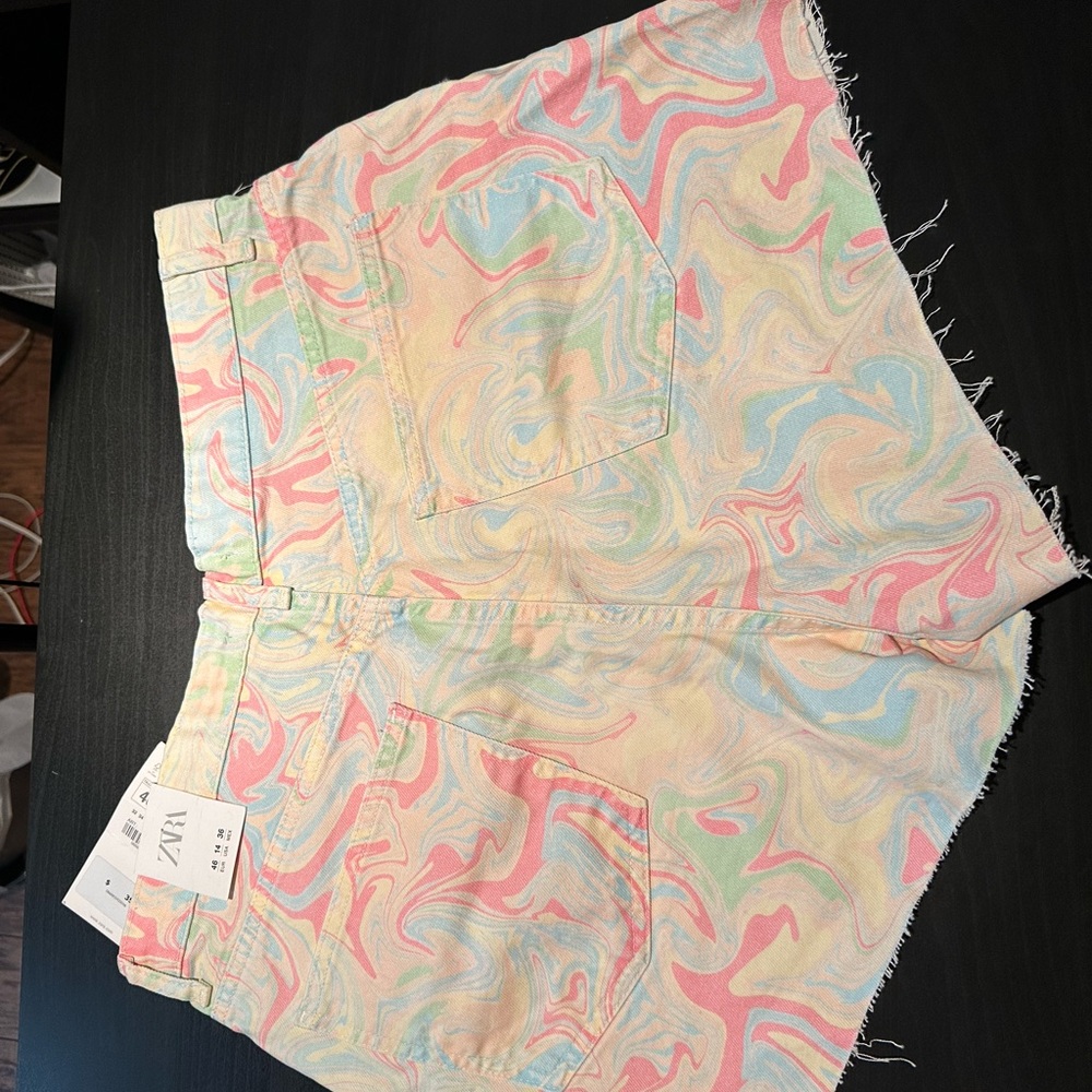 NWT- ZARA SHORTS - Picture 4 of 4
